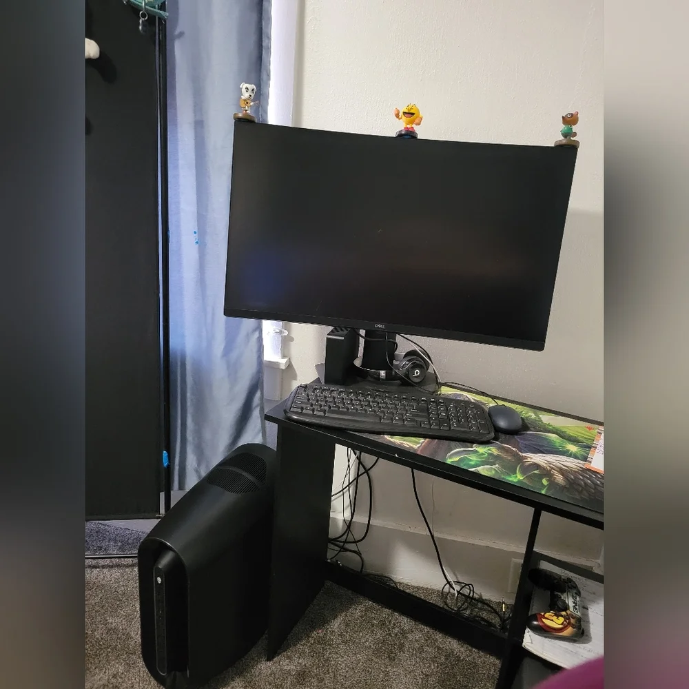 Gaming computer set
